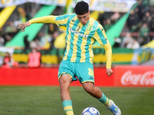 Mateo Vales debut� en la Primera Divisi�n